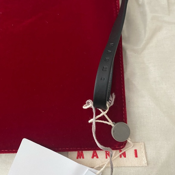 Marni Red Wrislet - Picture 6 of 6